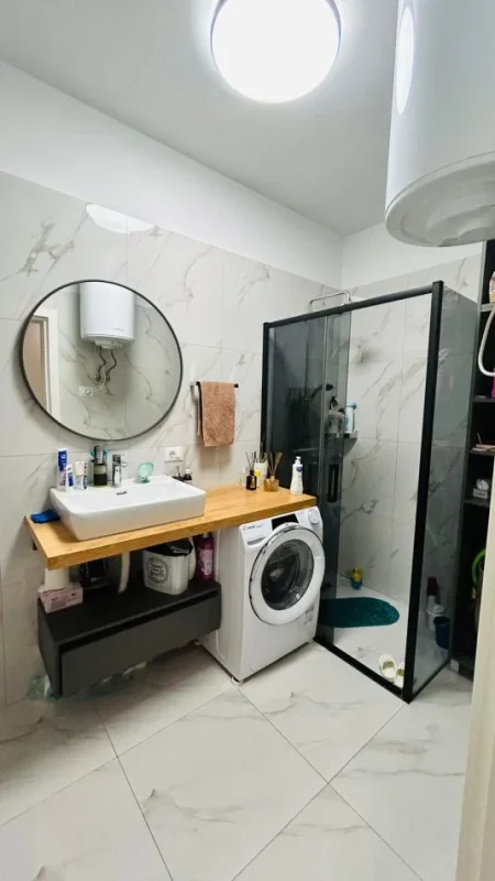 Shqiperi, shitet 1+1 Kati 5, 74 m² 199.000 € (FOLEJA E GJELBER PAS RING CENTER)