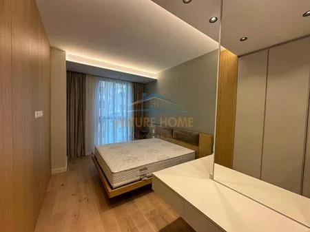 Tirane, jepet me qera apartament 2+1 Kati 3, 145 m² 3.500 € 