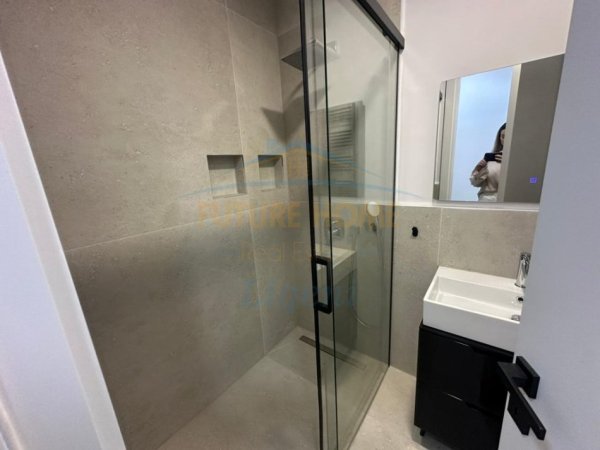 Tirane, jap me qera apartament 2+1+Ballkon Kati 1, 99 m² 1.350 € (LIQENI I THATE)