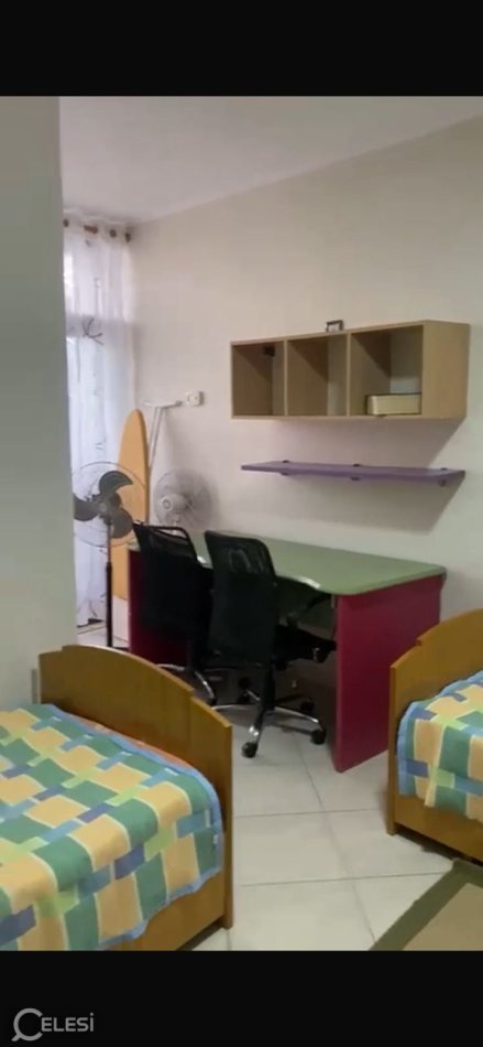 Tirane, jepet me qera apartament 3+1+Ballkon Kati 8, 130 m² 1.000 € (QENDER)