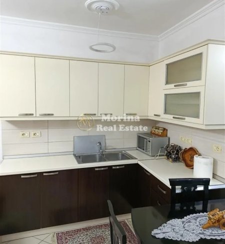 Tirane, jepet me qera apartament 1+1 Kati 3, 60 m² 350 € (Misto Mame)