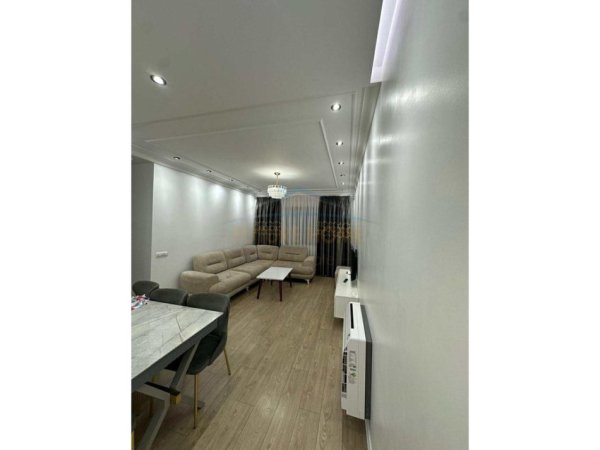 Shitet , Apartament 3+1+2 , Tek Oasis Residence , Unaza e Re