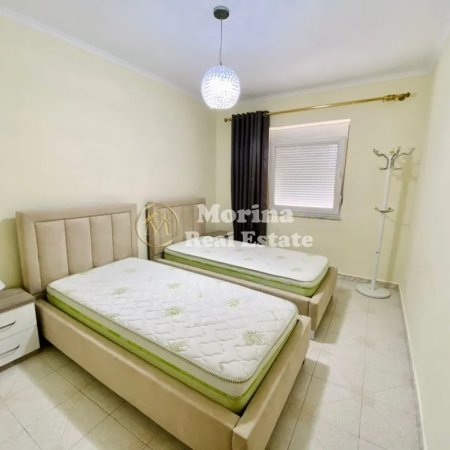 Tirane, jepet me qera apartament 2+1 Kati 2, 80 m² 650 € (Rruga Fortuzi)