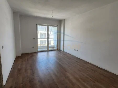 Tirane, shitet apartament 2+1 Kati 7, 81 m² 102.000 € 