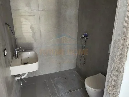 Tirane, shitet apartament 2+1 Kati 7, 81 m² 102.000 € 