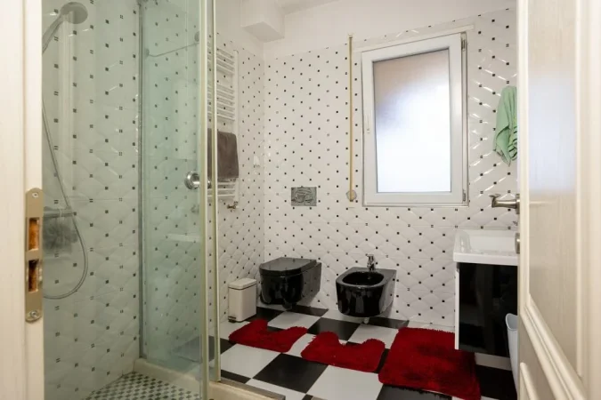 Tirane, shitet apartament+verande | Penthouse 3+1+Aneks+Ballkon Kati 6, 275 m² 336.000 € (Rruga Shefqet Kuka)