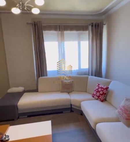 Tirane, jepet me qera apartament 2+1+Ballkon Kati 6, 112 m² 1.000 € (Rruga Bilal Sina)