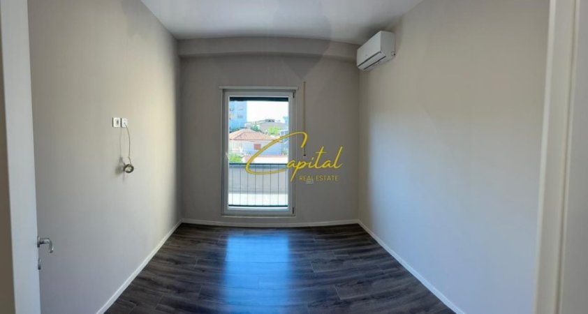 Tirane, shitet apartament 2+1 Kati 1, 88 m² 210.000 € (ISH STACIONI TRENIT)
