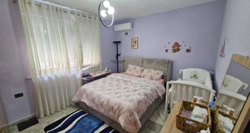Tirane, jepet me qera apartament 1+1 Kati 2, 60 m² 550 € (BRRYLI)