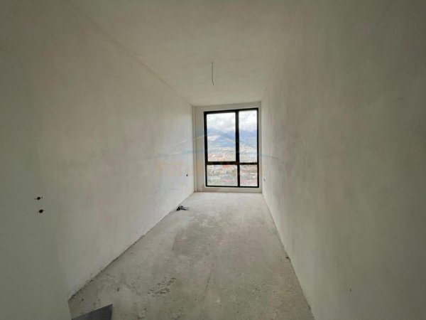 Tirane, shitet apartament 3+1 Kati 9, 156 m² 280.000 € (Bulevardi i Ri , Platinium Residence)