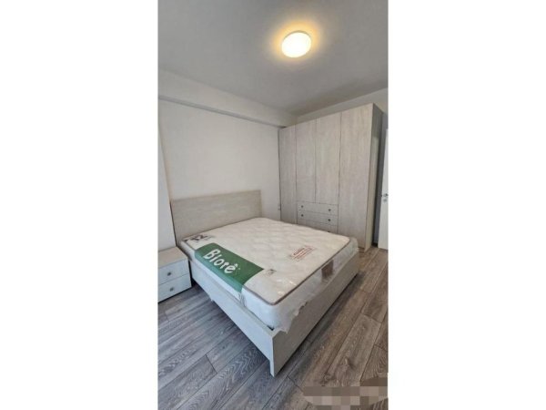 Tirane, jepet me qera apartament 2+1+Ballkon Kati 3, 80 m² 680 € (LIQENI I THATE)