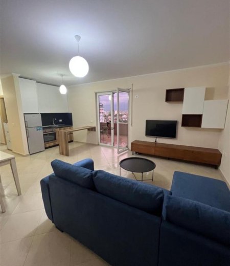 Tirane, jepet me qera apartament 1+1 Kati 8, 70 m² 480 € (ASTIR)