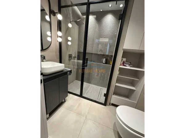 Tirane, jepet me qera apartament 1+1 Kati 3, 72 m² 900 € (Kompleksi Delijorgji)