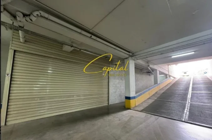 Tirane, jepet me qera magazine Kati -1, 200 m² 1.250 € (ASTIR)