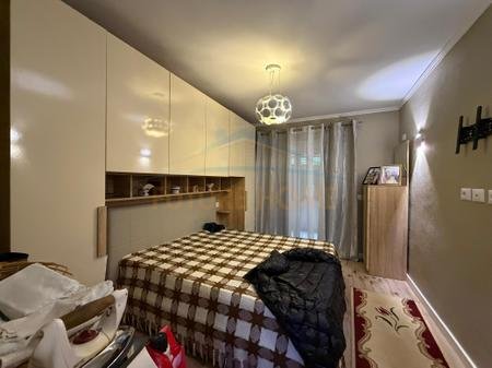 Tirane, shitet apartament 2+1 Kati 1, 78 m² 160.000 € 