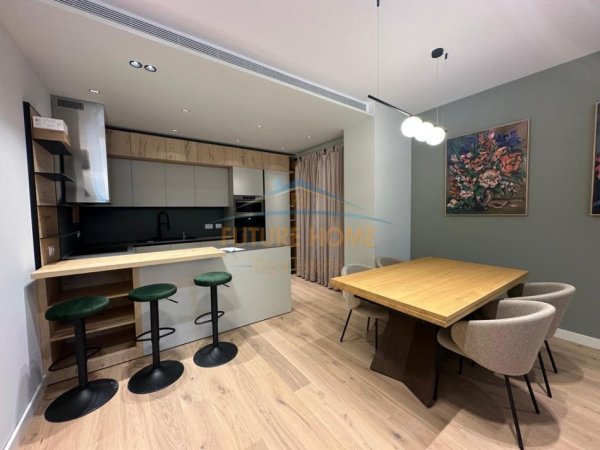 Tirane, jepet me qera apartament 2+1 Kati 3, 145 m² 3.500 € (AIR ALBANIA)