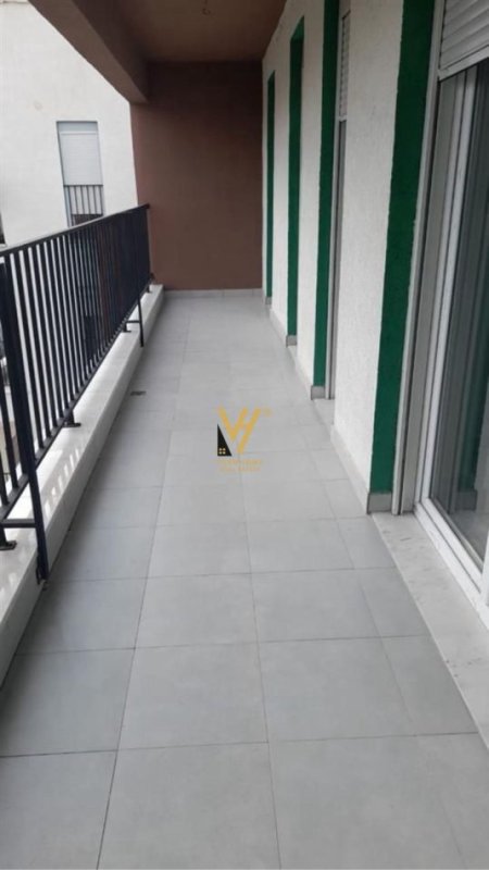Tirane, jepet me qera apartament 3+1+Ballkon Kati 3, 130 m² 450 € (5 MAJI)