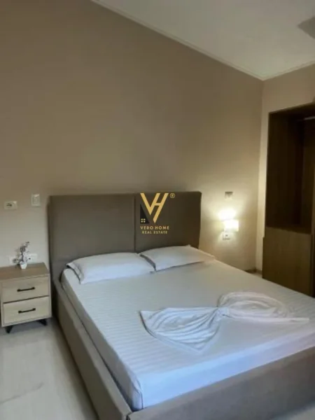 Tirane, shitet hotel Kati 0, 1.230 m² 2.100.000 € (KOMUNA E PARISIT)