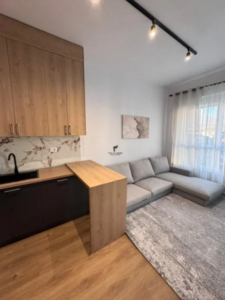 Qerret, jepet me qera apartament 1+1 Kati 3, 55 m² 500 € (QERRET)