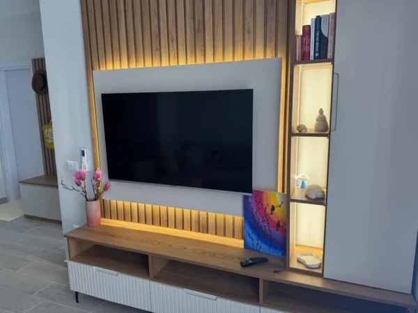 Qerret, jepet me qera apartament 1+1 Kati 3, 55 m² 500 € (QERRET)