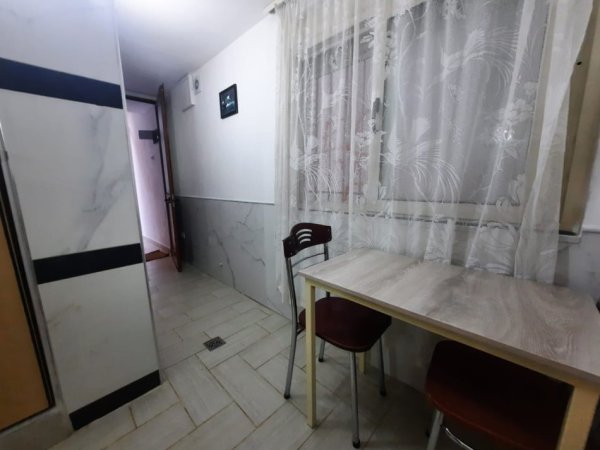 Tirane, jepet me qera garsonier 1+1 Kati 1, 40 m² 380 € (5 maj)