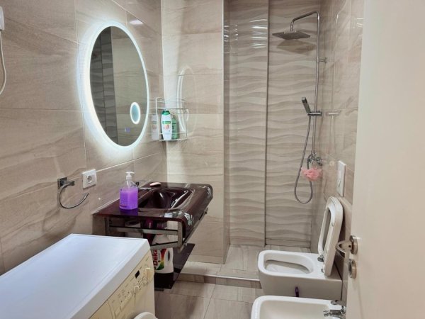 Tirane, jepet me qera apartament 1+1 Kati 6, 65 m² 650 € (Shkolla e Baletit)