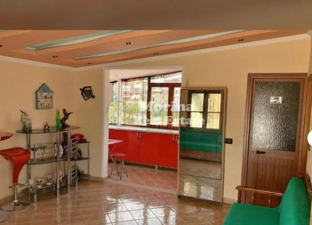 Tirane, jepet me qera shtepi 2+1 Kati 4, 110 m² 400 € (Rruga Ali Shefqeti)