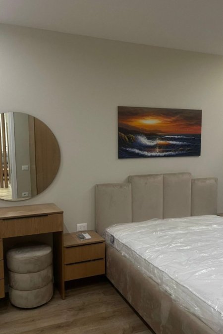 Tirane, jepet me qera apartament 2+1+Ballkon Kati 1, 116 m² 1.500 € (LIQENI THATE)