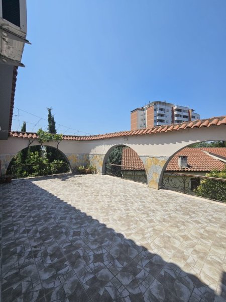 Tirane, shitet Vile 3 Katshe Kati 3, 468 m² 480.000 € 