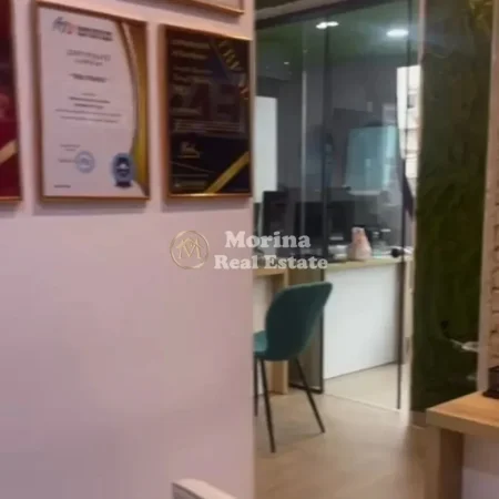 Tirane, shitet ambjent biznesi Kati 2, 60 m² 260.000 € (Rruga Muhamet Gjollesha)