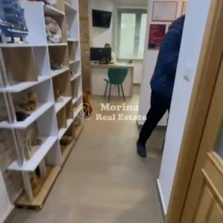Tirane, shitet ambjent biznesi Kati 2, 60 m² 260.000 € (Rruga Muhamet Gjollesha)