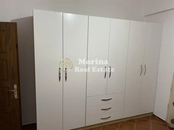 Tirane, jepet me qera shtepi 2+1 Kati 1, 80 m² 400 € (Sauk)