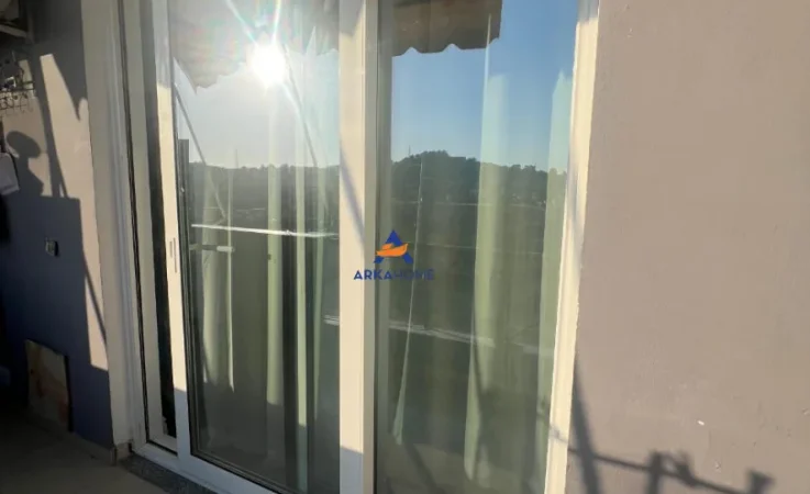 Tirane, jepet me qera 2+1+Ballkon Kati 8, 120 m² 550 € 