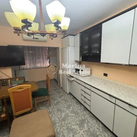 Tirane, jepet me qera apartament 2+1 Kati 4, 80 m² 600 € (Rruga Qemal Stafa)
