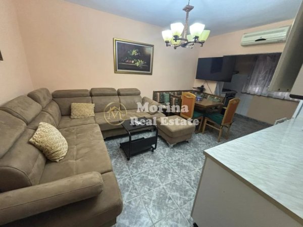Tirane, jepet me qera apartament 2+1 Kati 4, 80 m² 600 € (Rruga Qemal Stafa)