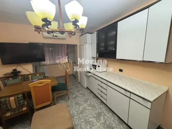 Tirane, jepet me qera apartament 2+1 Kati 4, 80 m² 550 € (Rruga Qemal Stafa)