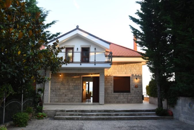 Tirane, shitet Vile 2 Katshe Kati 2, 774 m² 2.700.000 € (Surrel)