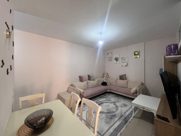 Tirane, shitet apartament 2+1+ 2 tualete + Ballkon Kati 4, 99 m² 140.000 € (Astir)