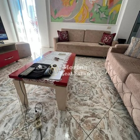 Tirane, jepet me qera shtepi 2+1 Kati 2, 160 m² 650 € (Asim Vokshi)