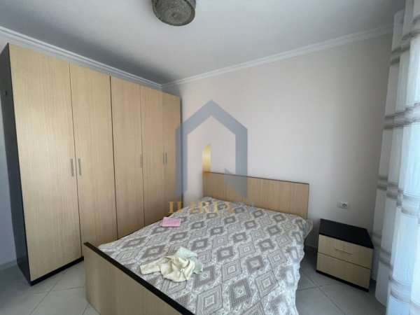 Tirane, jap me qera apartament 2+1+Ballkon Kati 4, 120 m² 650 € (Don Bosko)