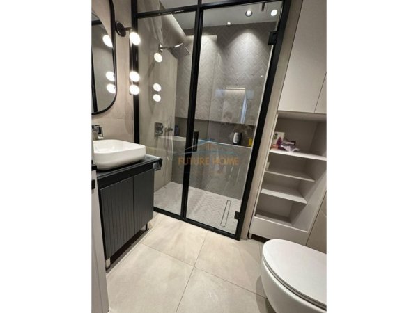 Tirane, jap me qera apartament 1+1+Ballkon Kati 3, 72 m² 900 € (DELIORGJI)