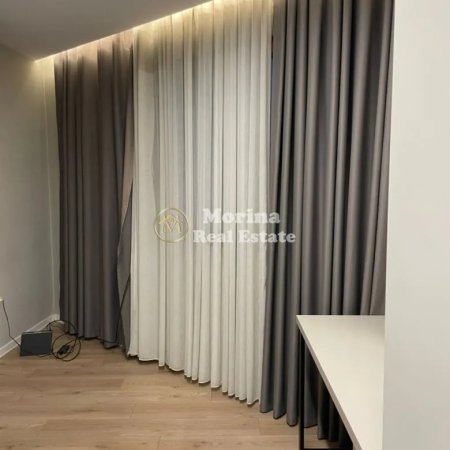 Tirane, jepet me qera apartament 1+1 Kati 5, 70 m² 800 € (Bulevardi Zogu i 1)