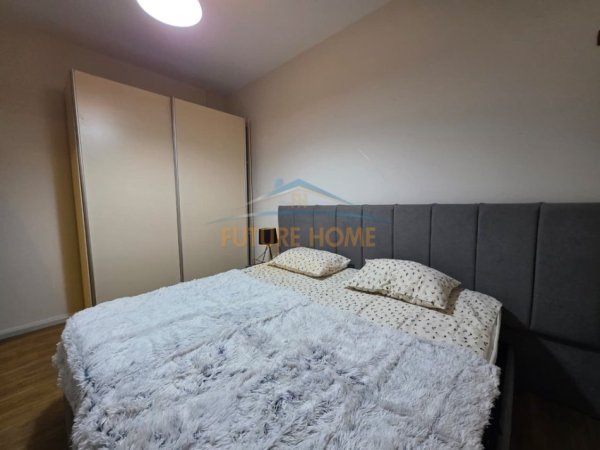 Tirane, jepet me qera apartament 1+1 Kati 8, 68 m² 700 € (Pazari i Ri)