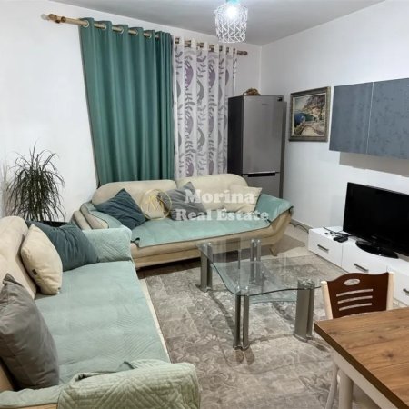 Tirane, jepet me qera apartament 2+1 Kati 2, 100 m² 450 € (Kinostudio)