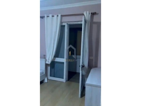 Tirane, jap me qera apartament 2+1 Kati 3, 110 m² 600 € (Zogu i Zi)