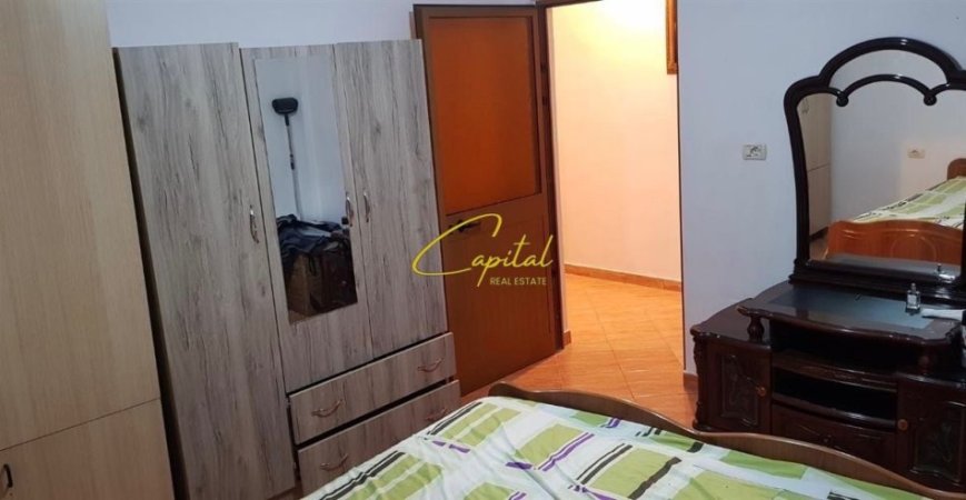 Tirane, jepet me qera apartament 1+1 Kati 1, 60 m² 320 € (5 MAJI)