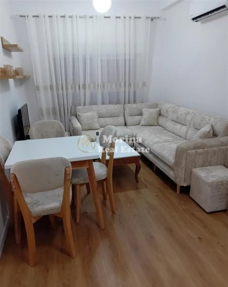 Tirane, jepet me qera apartament 1+1 Kati 7, 65 m² 450 € (Kompleksi Kadiu)