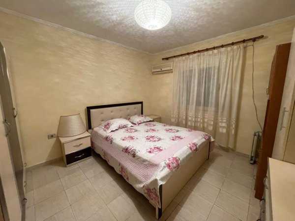 Tirane, shitet apartament 1+1+Ballkon Kati 5, 50 m² 105.000 € (Rruga Ali Demi)