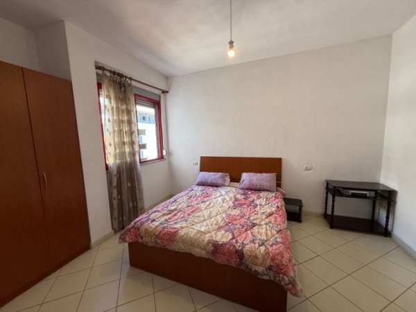 Tirane, shitet apartament 1+1+Aneks+Ballkon Kati 6, 68 m² 83.000 € (laprake , ish dogana)