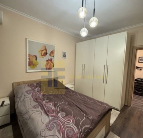 Tirane, shitet apartament , 144 m² 300.000 € 